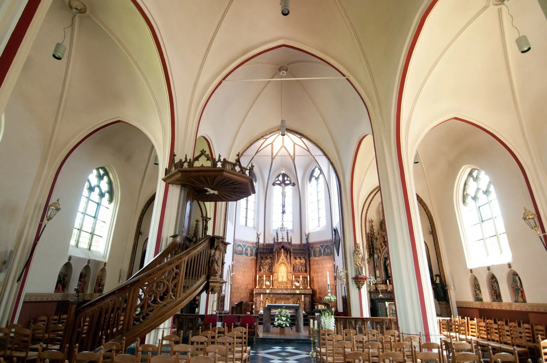 Saint-Pierre-aux-Liens & Sainte-Berlinde