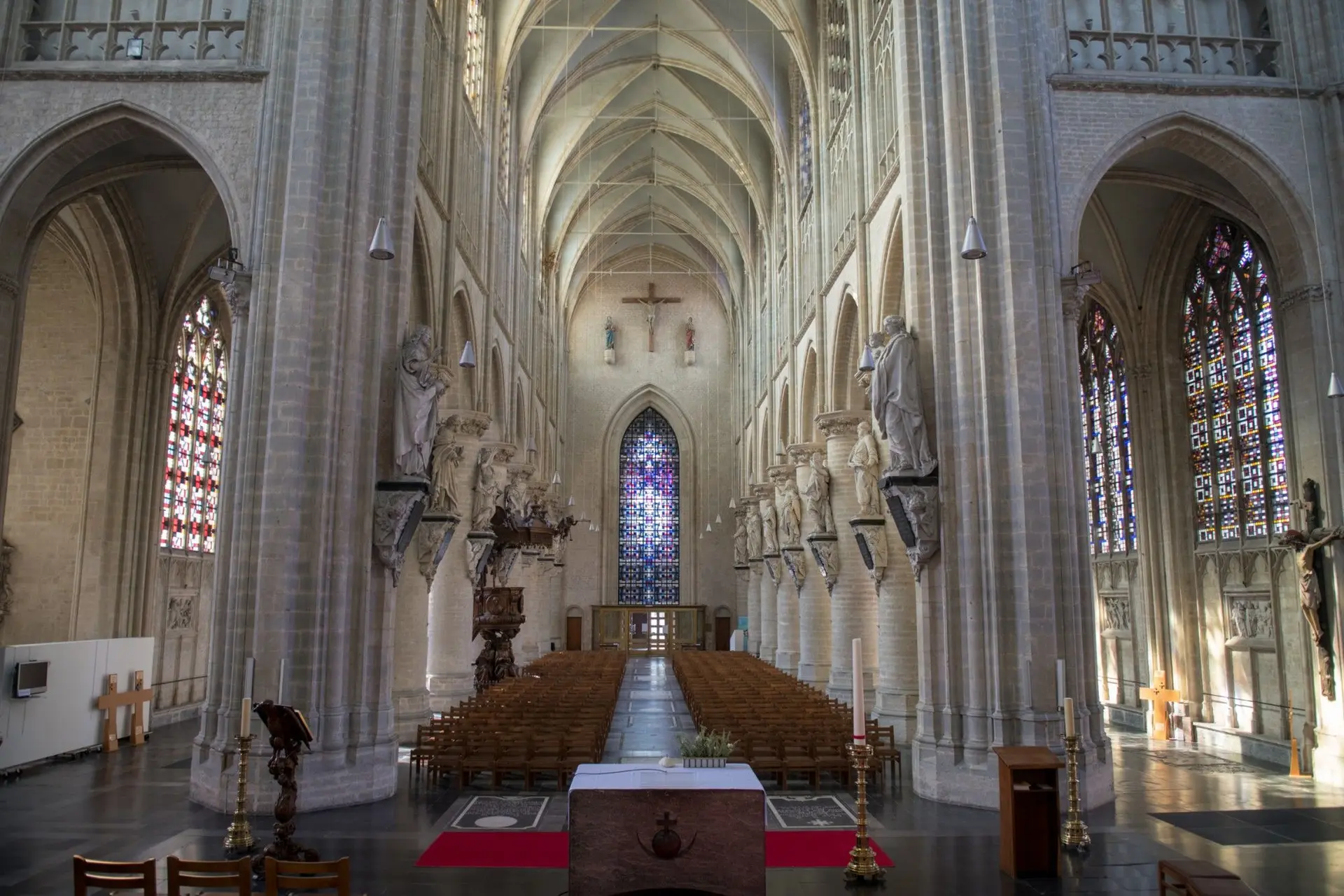 Notre-Dame-au-delà-de-la-Dyle